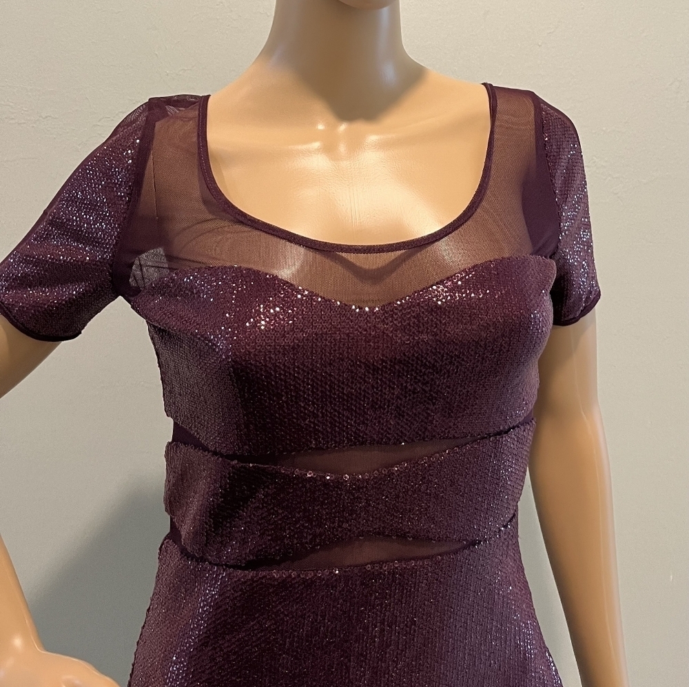 BCBGMaxAzria Gorgeous‎ "Barlow" Mini Dress in Eggplant Sequins  Size Mediu… - Picture 3 of 16
